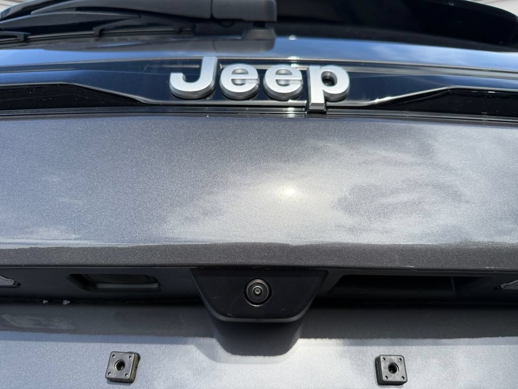 New 2026 Jeep Grand Cherokee Laredo X AWD/4WD image 18