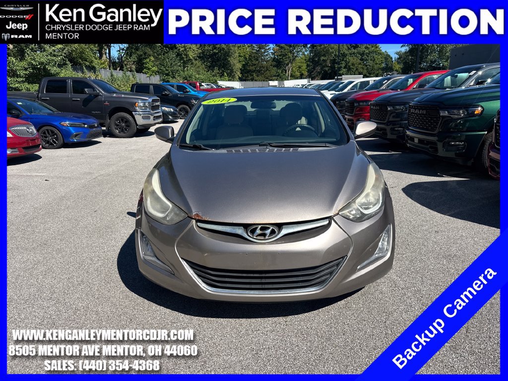Used 2014 Hyundai Elantra SE w/ Option Group 02 FWD image 2