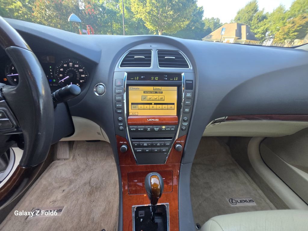 Used 2011 Lexus ES 350 image 17