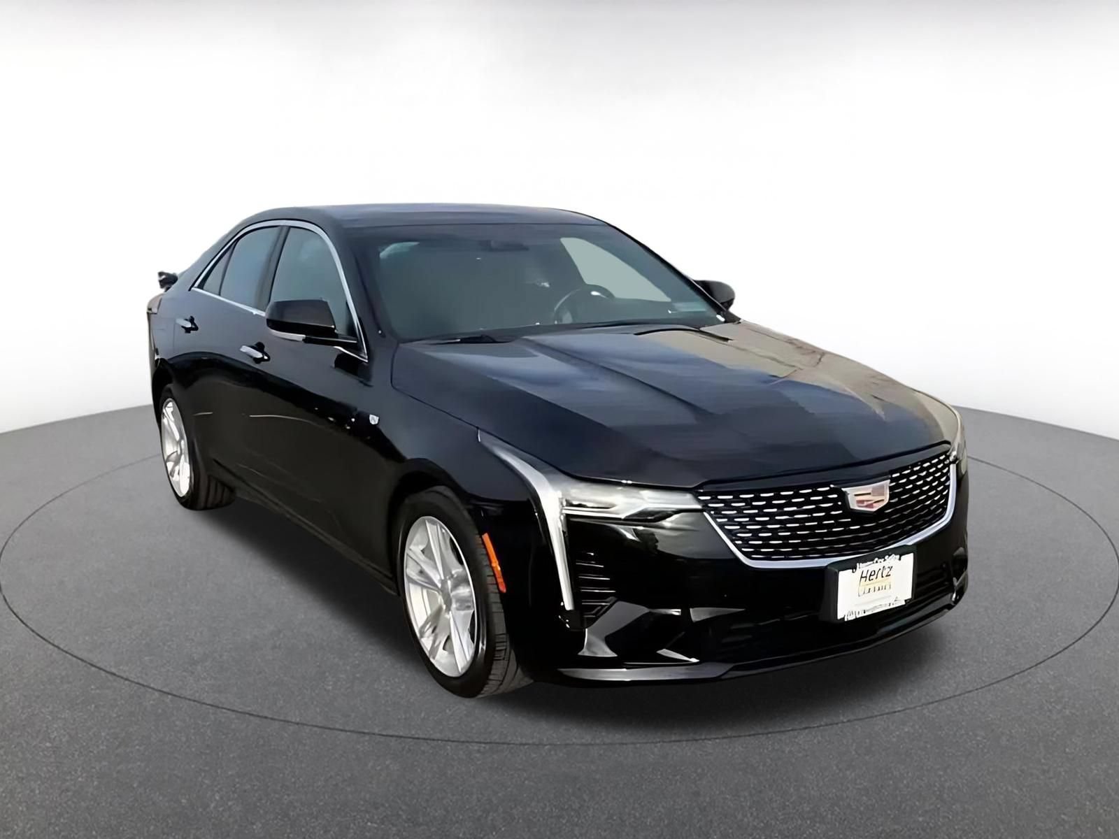 Used 2026 Cadillac CT4 Luxury RWD image 3