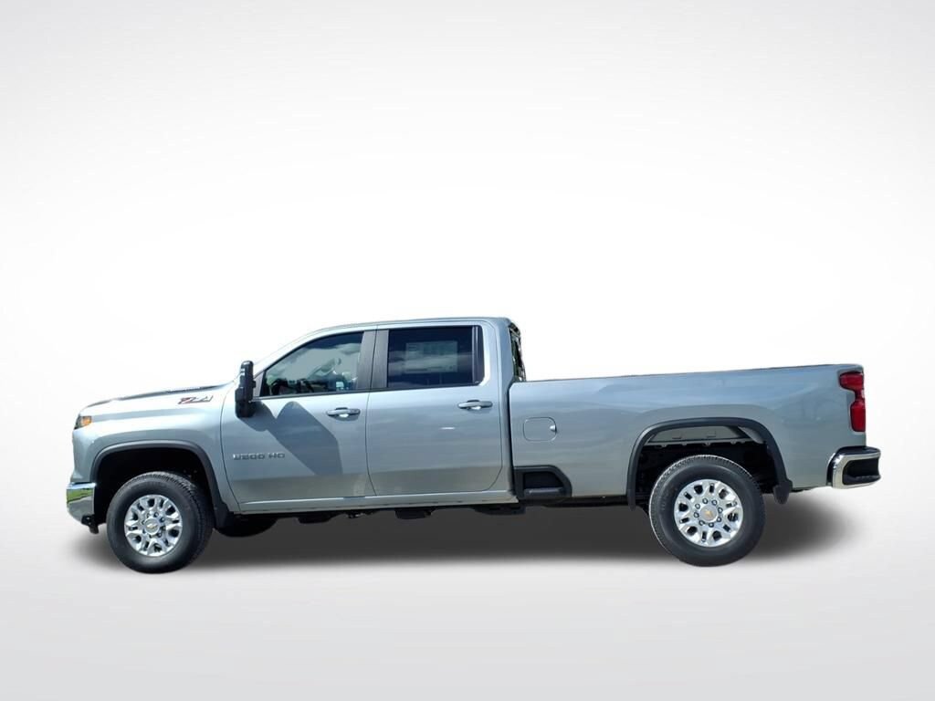 New 2026 Chevrolet Silverado 2500 LT w/ Safety Package AWD/4WD image 7