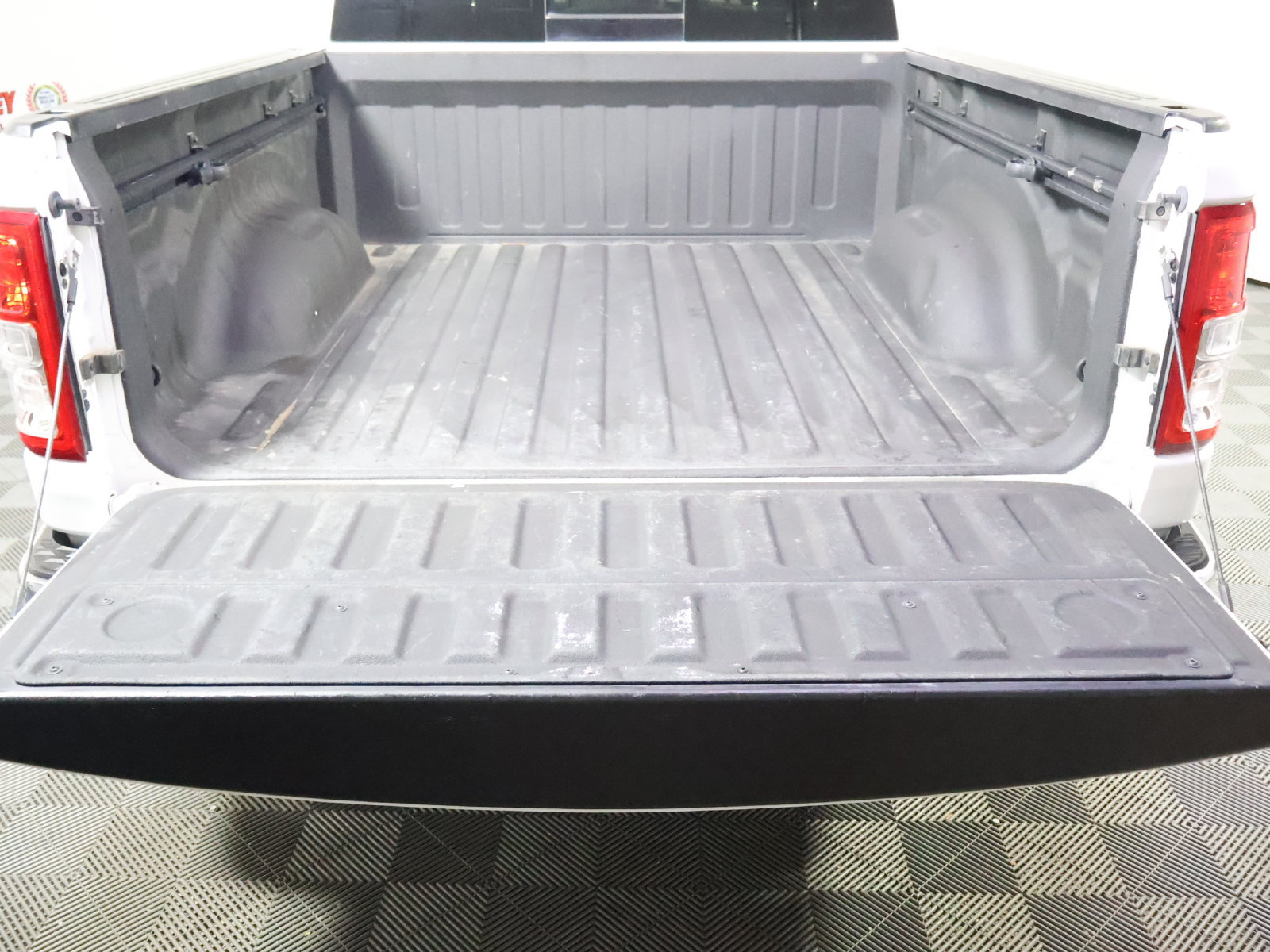 Used 2022 RAM 1500 Big Horn AWD/4WD image 13