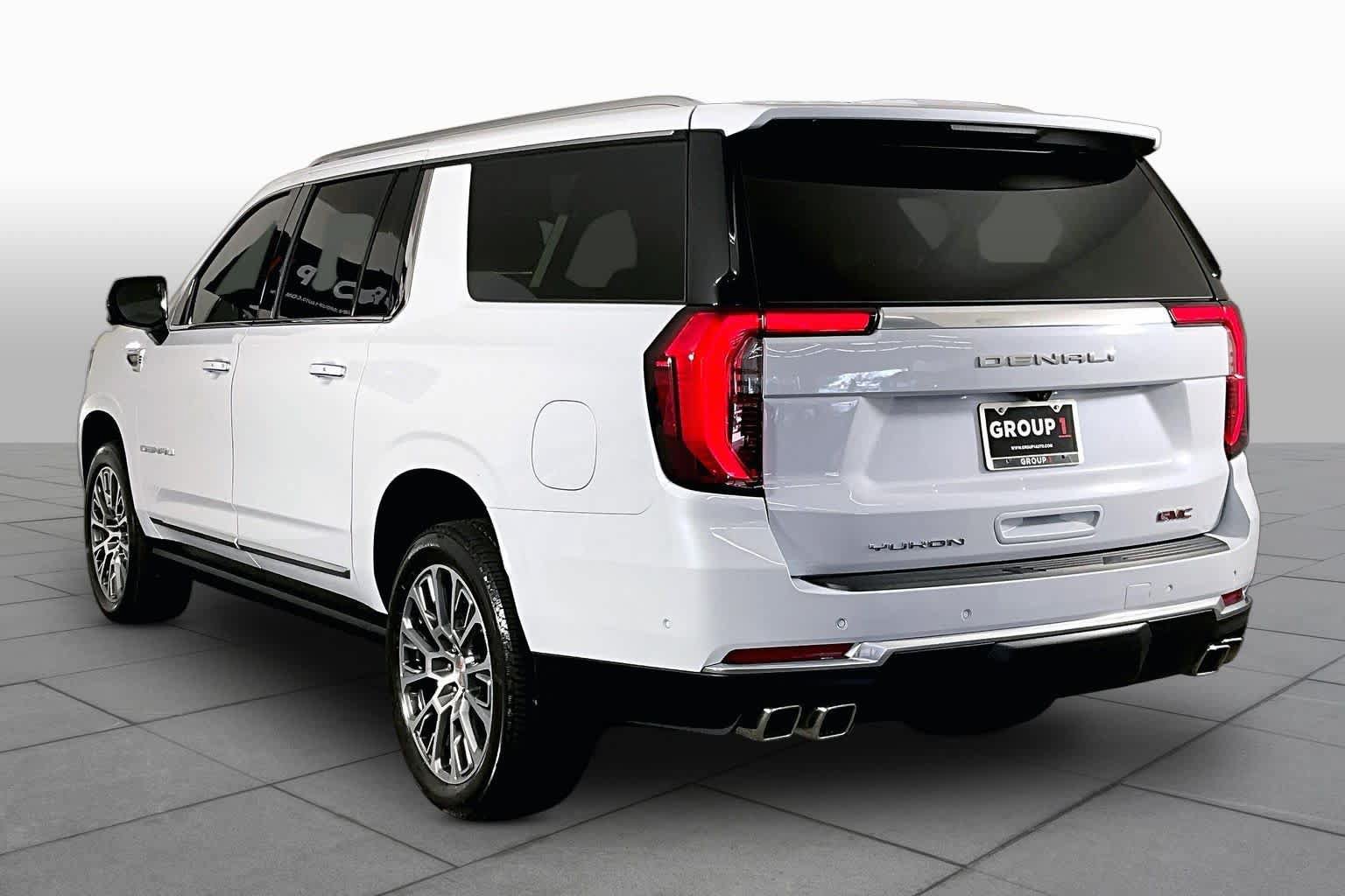 Certified 2026 GMC Yukon XL Denali w/ Sun & Power Step Package AWD/4WD image 12