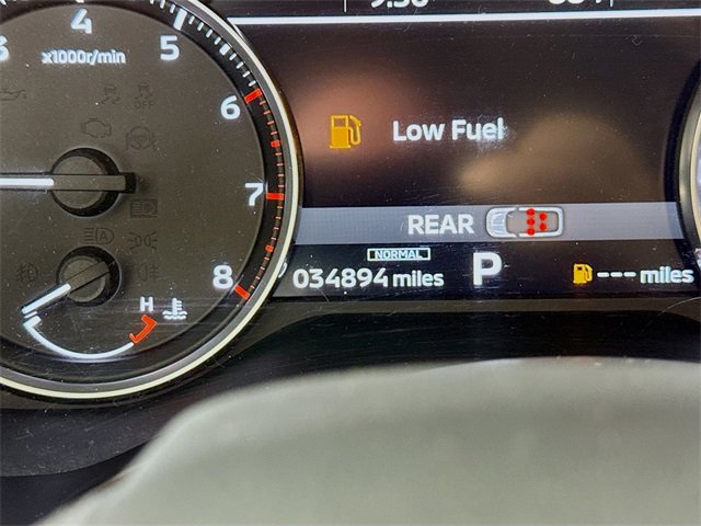 Used 2024 Mitsubishi Outlander SE image 13