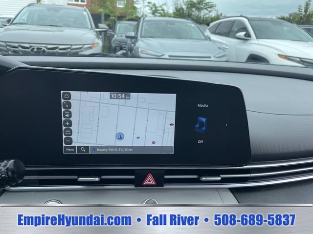 Used 2024 Hyundai Elantra Limited FWD image 22