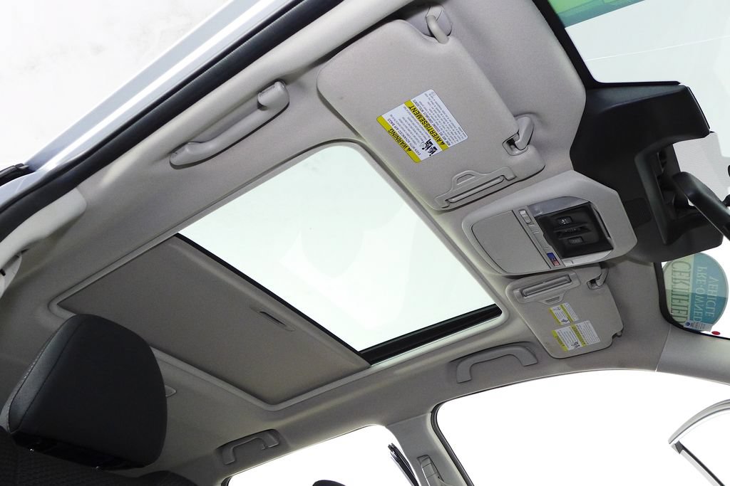 Certified 2024 Subaru Forester Premium AWD/4WD image 18
