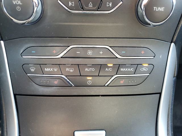 Used 2017 Ford Edge SEL w/ Equipment Group 201A image 29