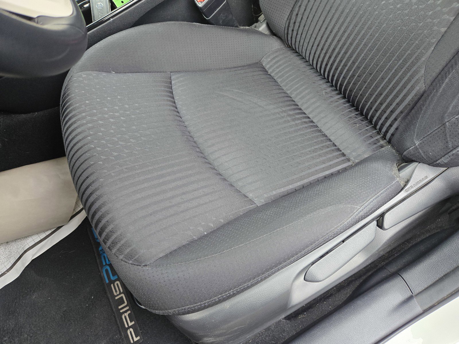 Used 2017 Toyota Prius Prime Premium image 13