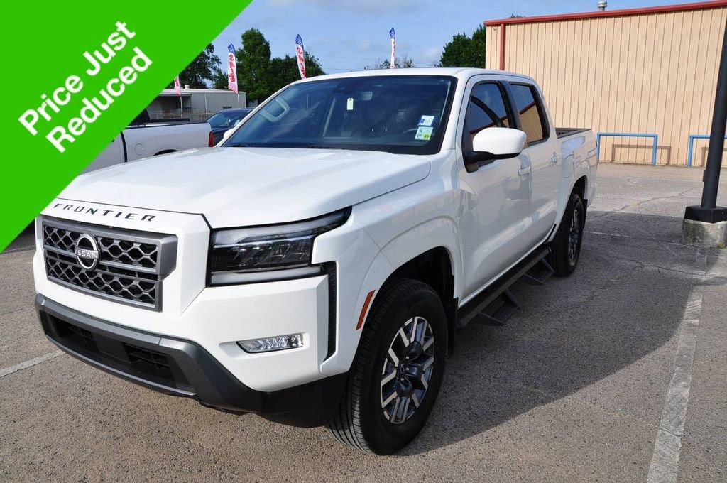 Used 2024 Nissan Frontier SL