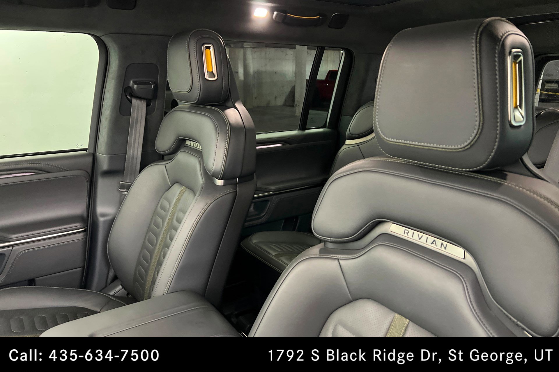 Used 2022 Rivian R1S Launch Edition image 16