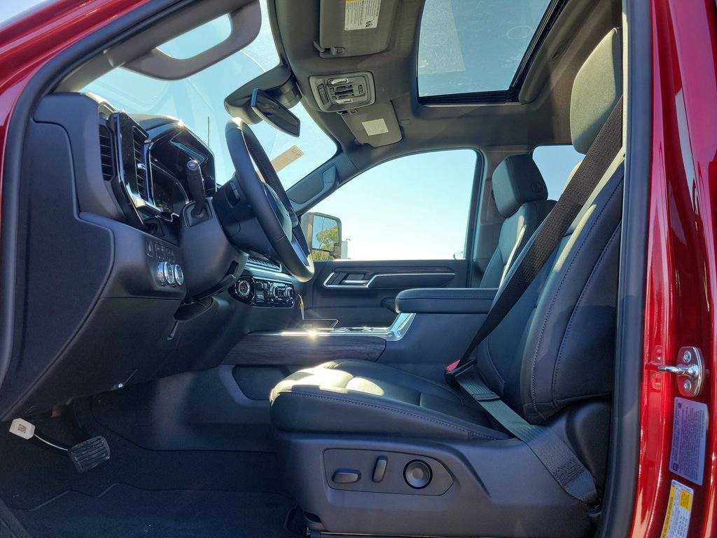 New 2026 GMC Sierra 2500 SLT w/ SLT Premium Package image 16