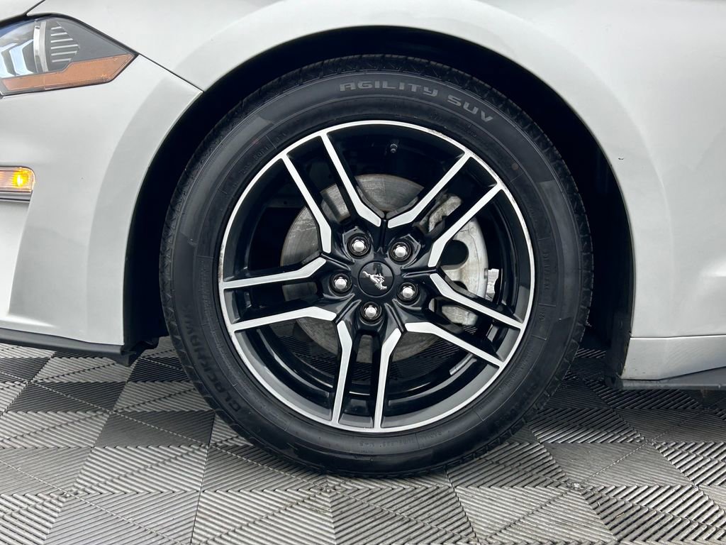 Used 2019 Ford Mustang Premium image 17