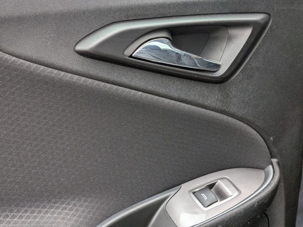 Used 2024 Chevrolet Malibu LT image 26