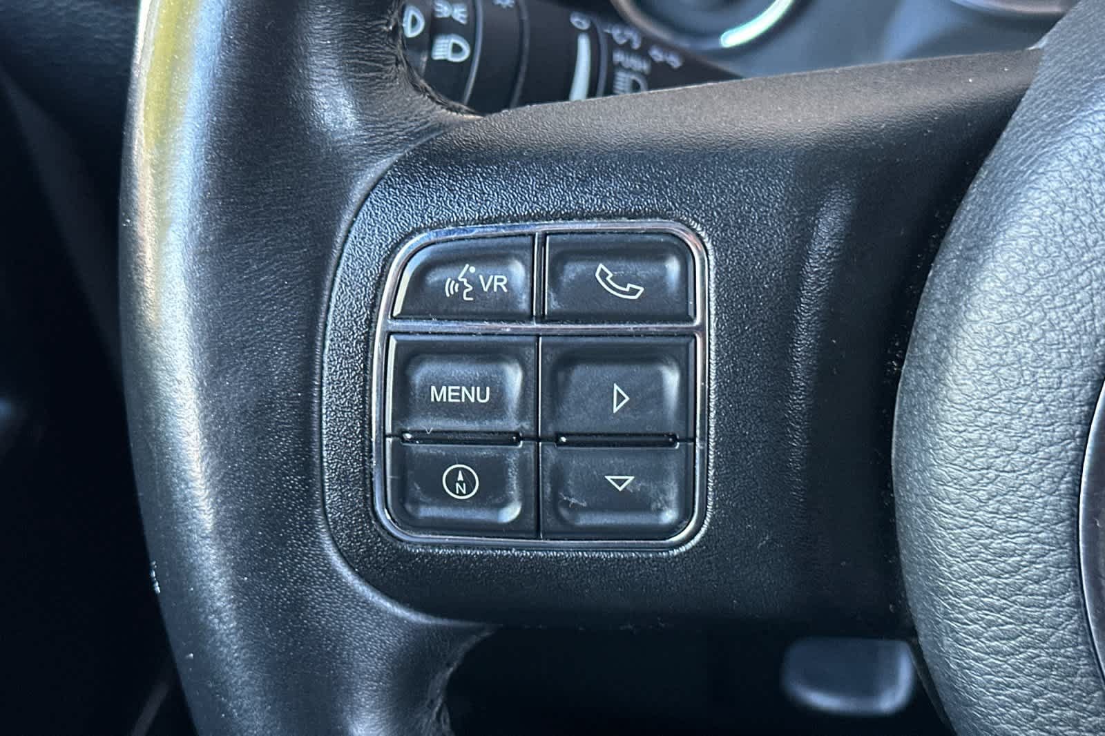 Used 2016 Jeep Wrangler Sport w/ Connectivity Group AWD/4WD image 24
