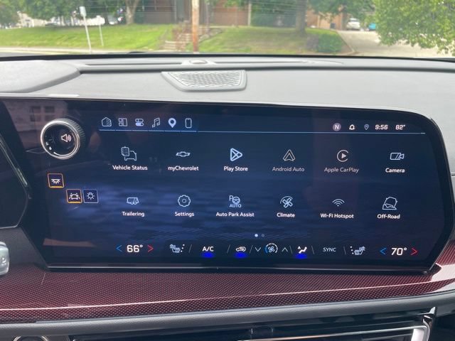 Used 2026 Chevrolet Traverse Z71 w/ Enhanced Driving Package AWD/4WD image 26