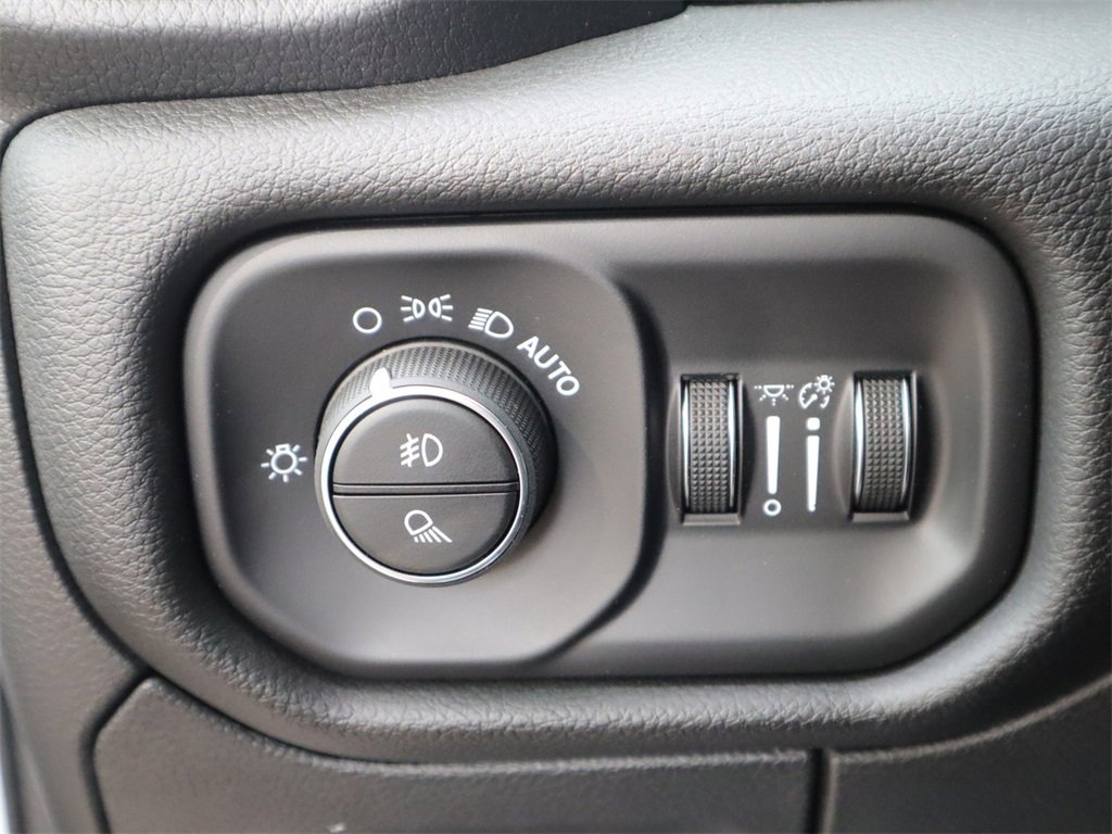 Used 2023 RAM 1500 Laramie image 11