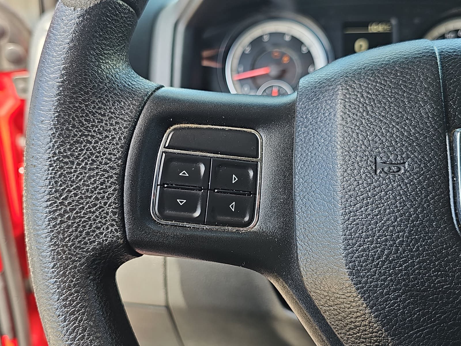 Used 2018 RAM 2500 Tradesman w/ Chrome Appearance Group AWD/4WD image 15