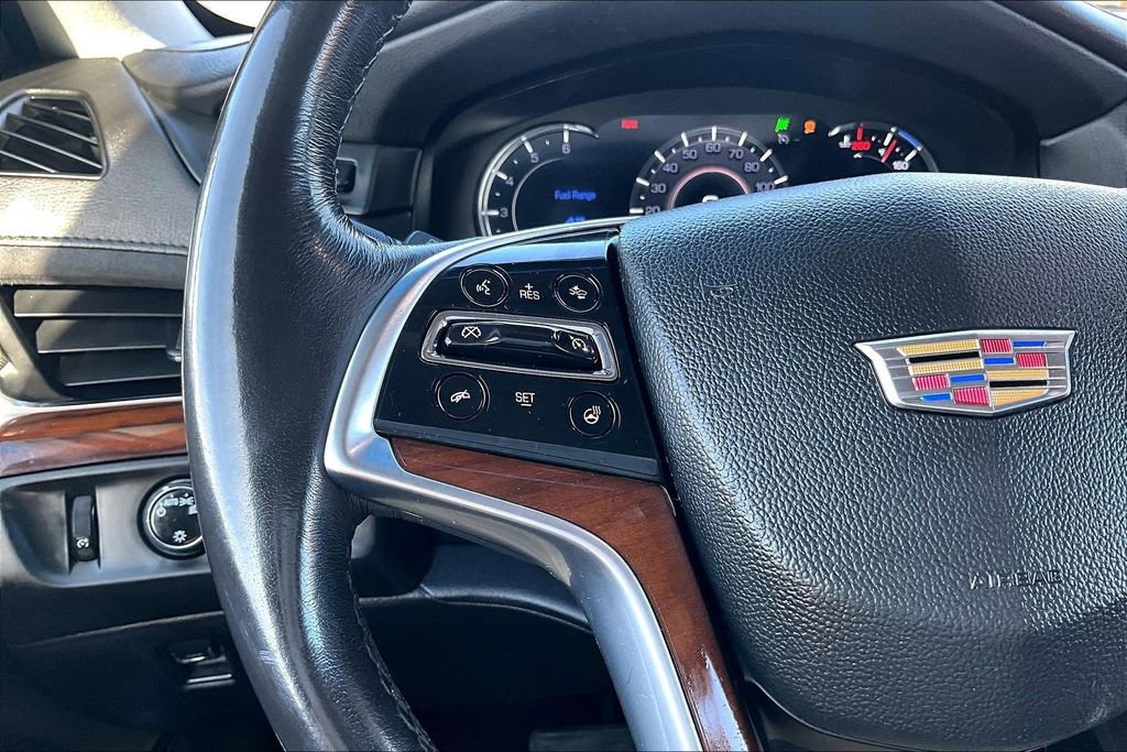Used 2019 Cadillac Escalade Premium Luxury image 11