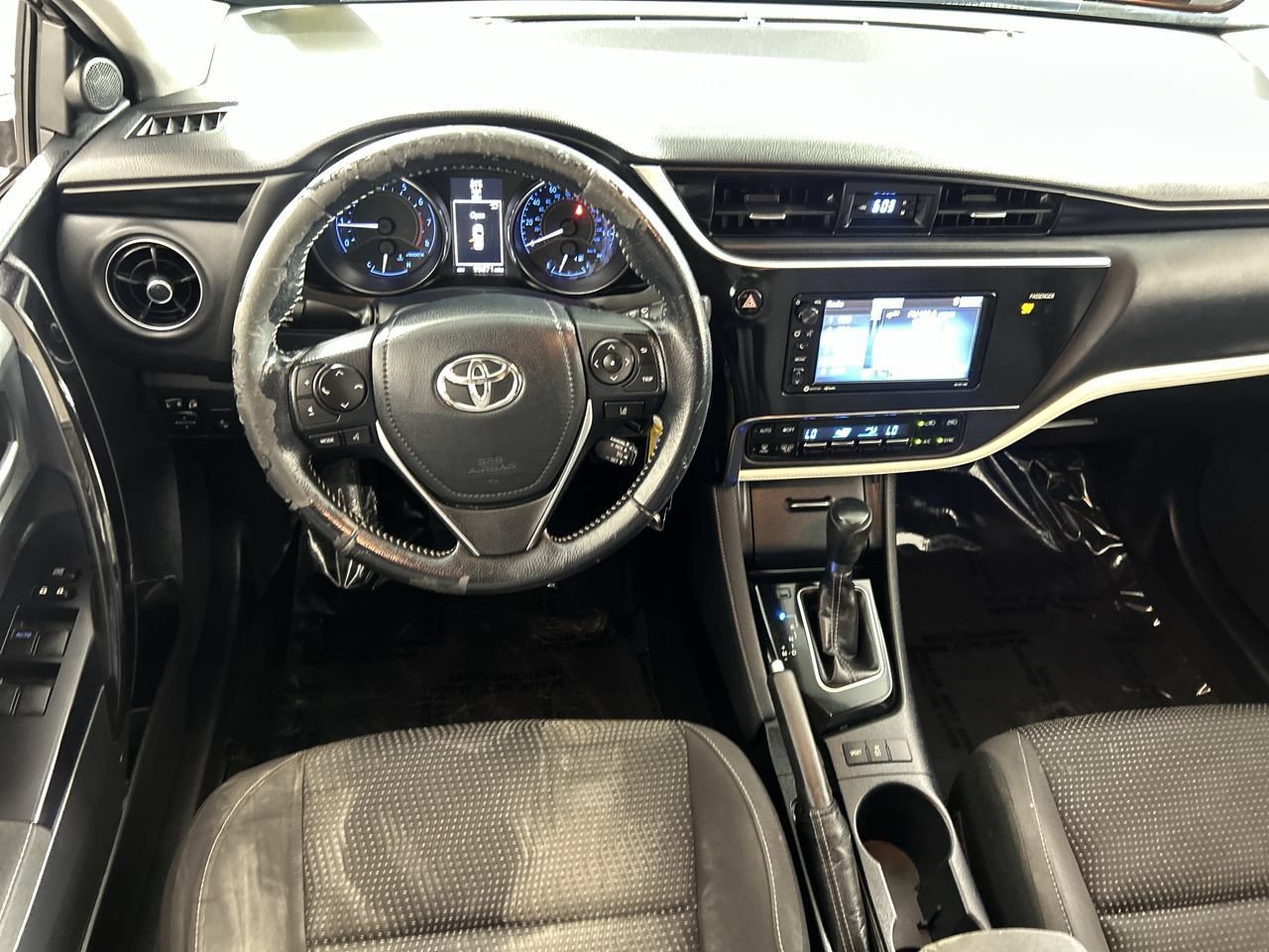 Used 2017 Toyota Corolla iM FWD image 22