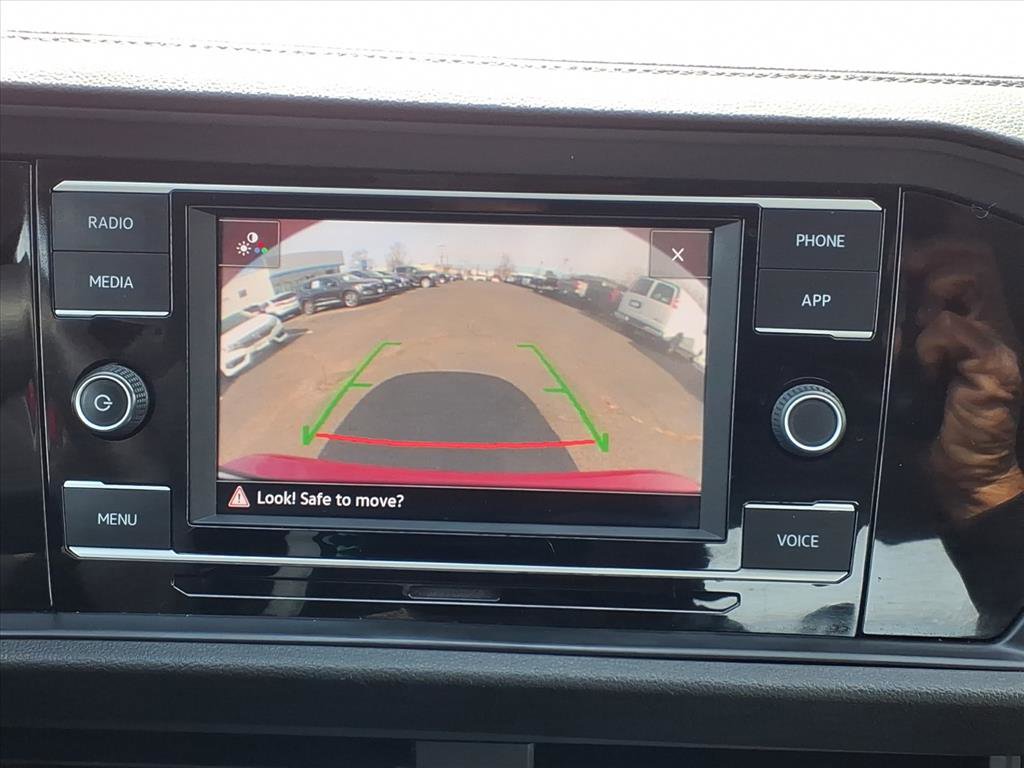 Used 2020 Volkswagen Jetta SE w/ SE Cold Weather Package image 15