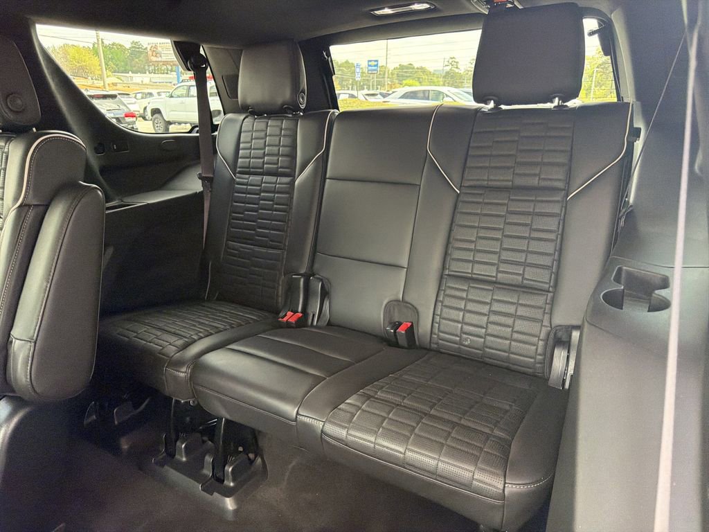 Certified 2022 Cadillac Escalade Sport Platinum w/ LPO, ONYX Package image 21