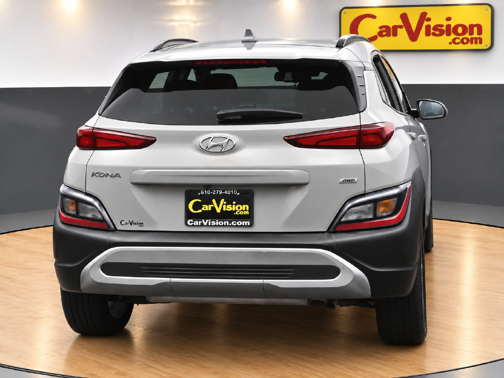 Used 2023 Hyundai Kona SEL w/ Convenience Package AWD/4WD image 3