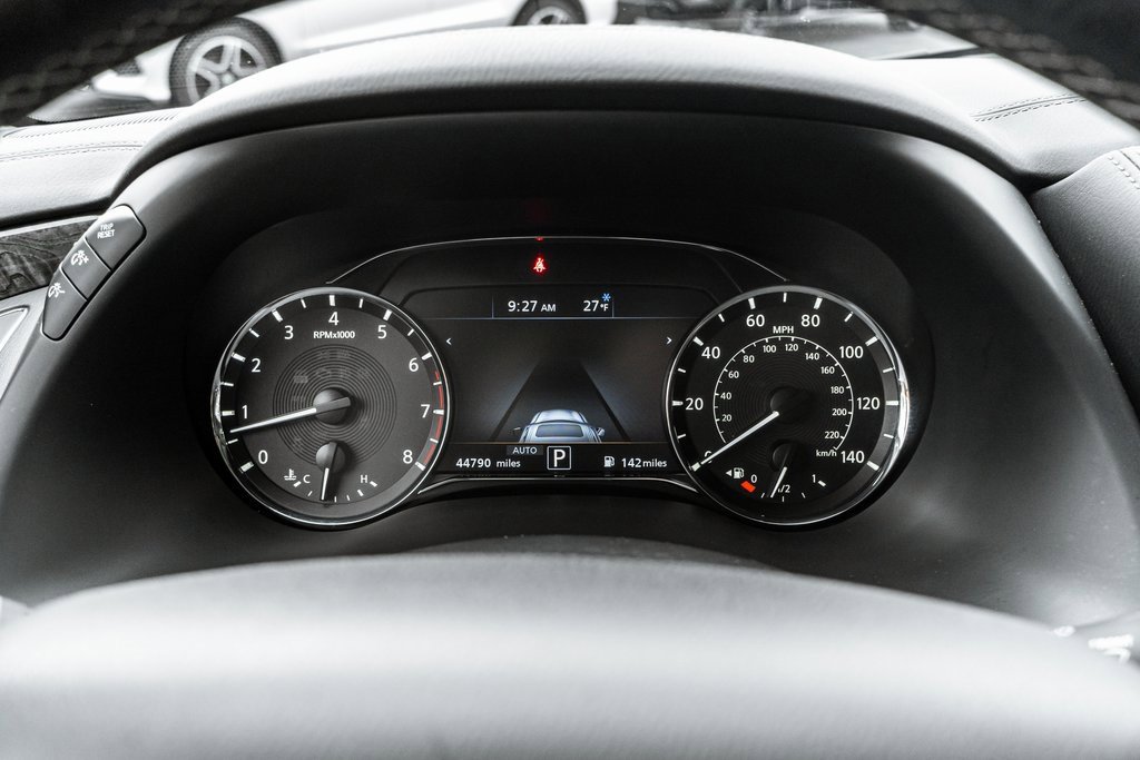 Used 2024 INFINITI QX80 Luxe image 15