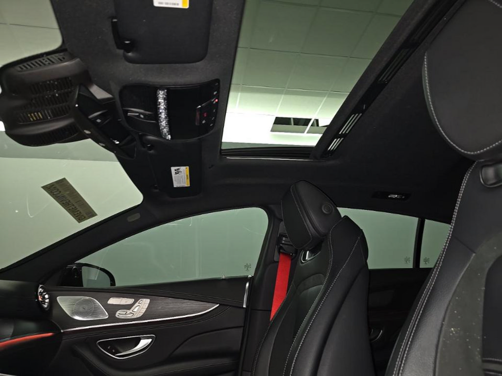Used 2022 Mercedes-Benz AMG GT 43 image 8
