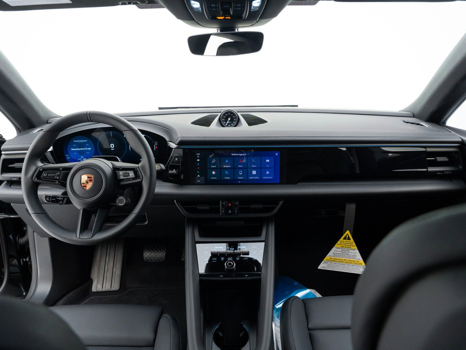New 2026 Porsche Macan Electric RWD image 29