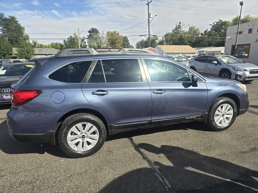 Used 2015 Subaru Outback 2.5i Premium AWD/4WD image 10