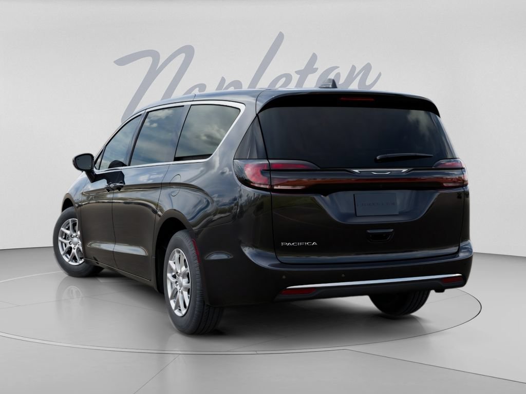 New 2027 Chrysler Pacifica Select FWD image 3