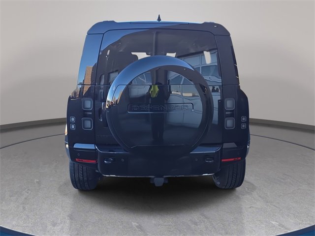 New 2026 Land Rover Defender 110 X-Dynamic SE image 6