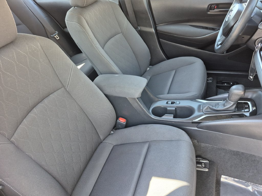 Used 2024 Toyota Corolla LE FWD image 16