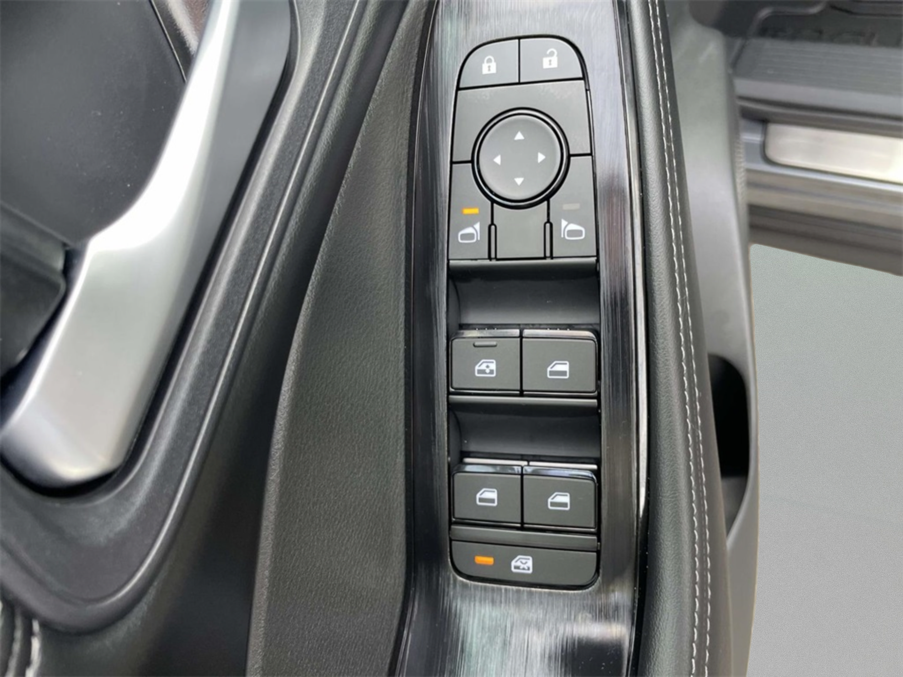 New 2026 Nissan Rogue Dark Armor AWD/4WD image 27