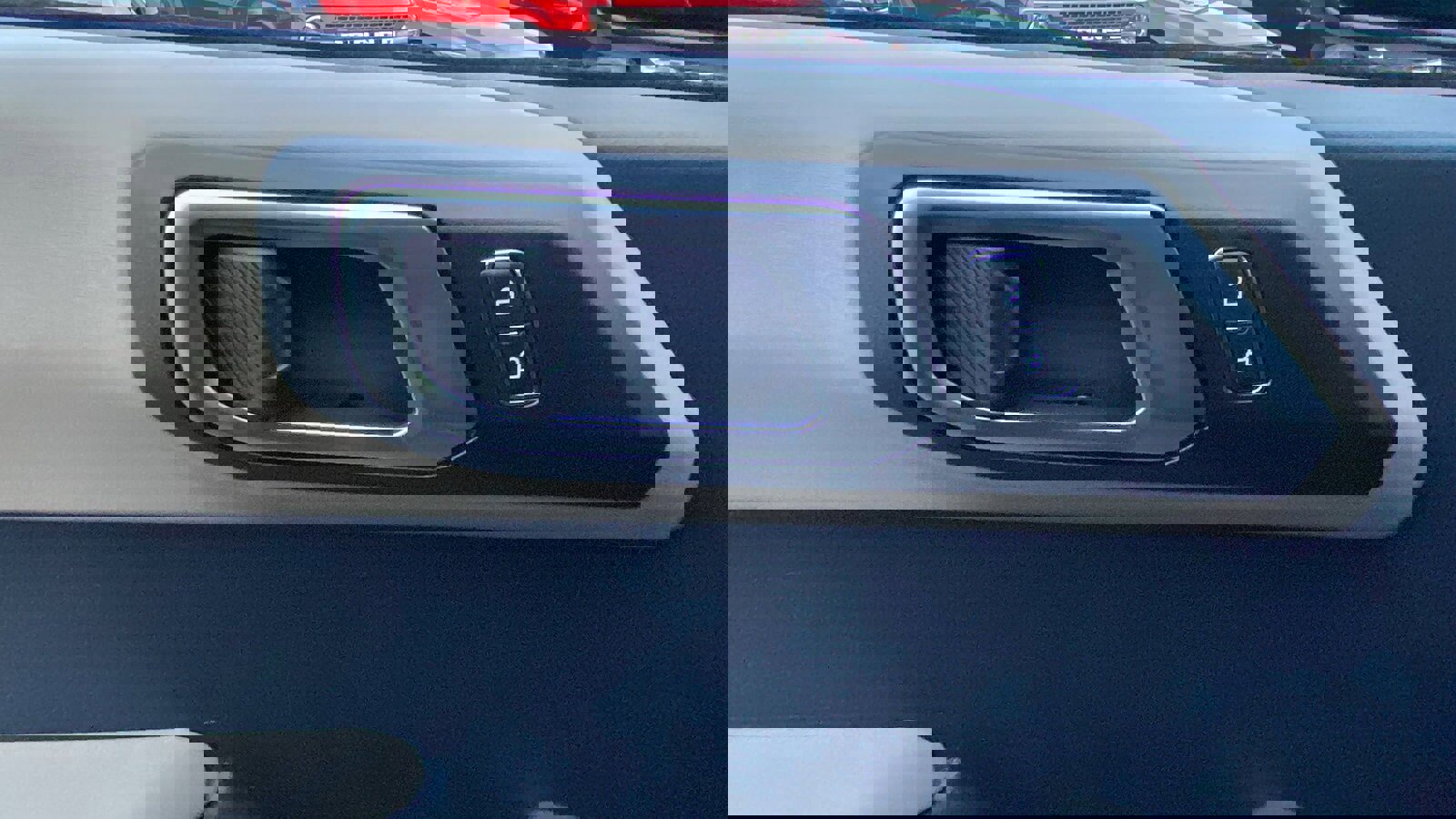 Used 2022 Ford Bronco Wildtrak image 7