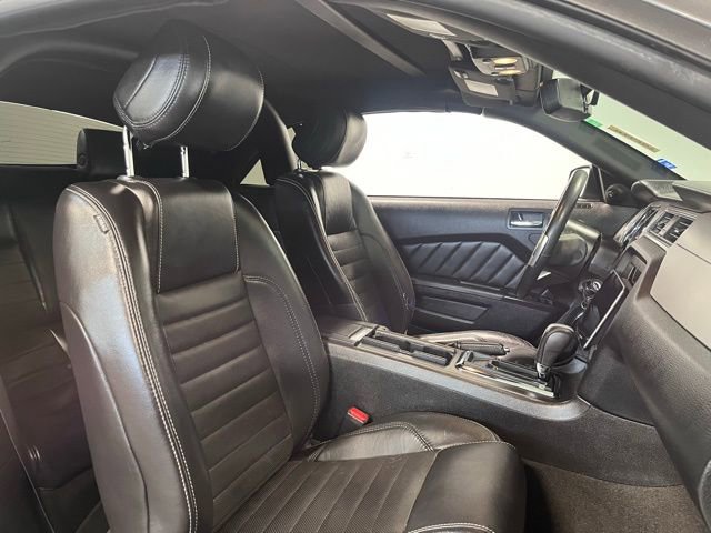 Used 2013 Ford Mustang GT Premium w/ Brembo Brake Pkg image 10