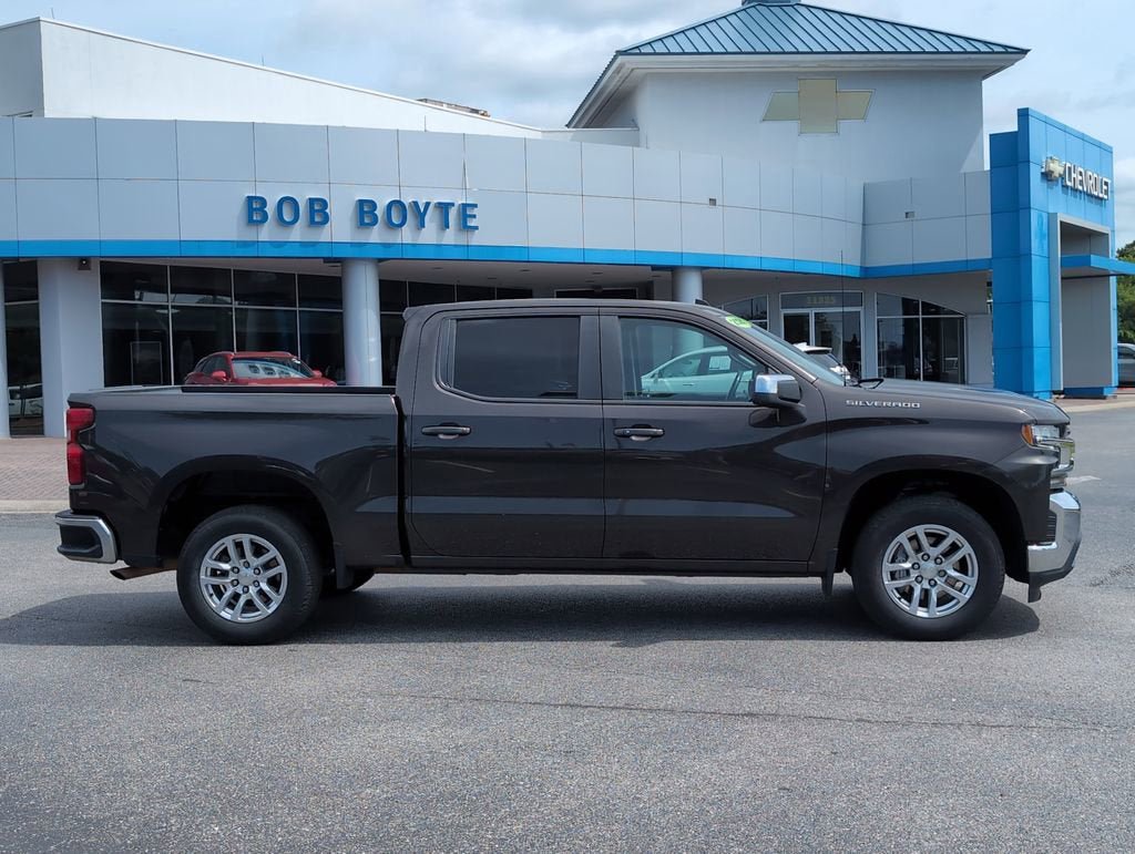 Used 2021 Chevrolet Silverado 1500 LT RWD image 2
