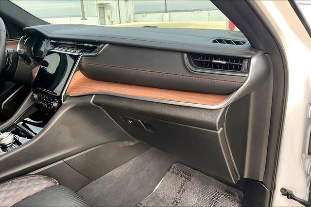 Used 2023 Jeep Grand Cherokee L Summit w/ Advanced Protech Group IV image 20