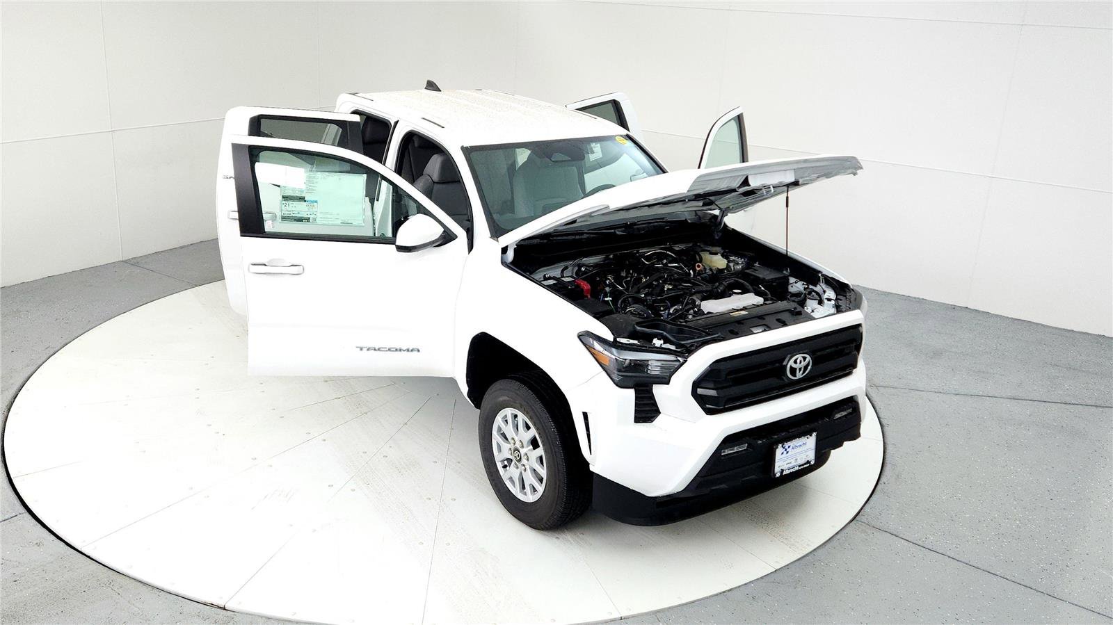 Certified 2025 Toyota Tacoma SR5 image 17