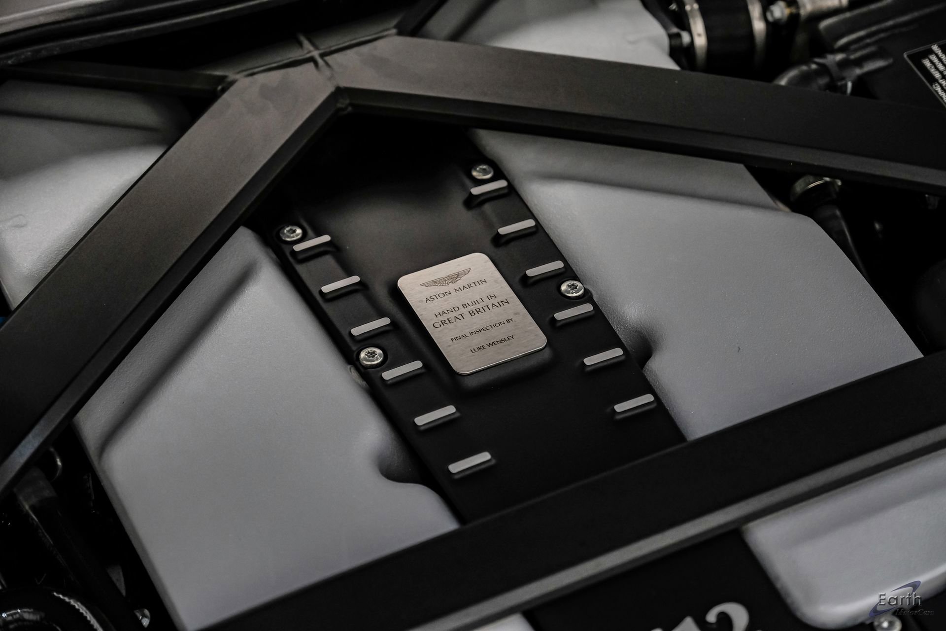 Used 2023 Aston Martin V12 Vantage RWD image 96