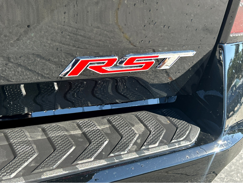 New 2024 Chevrolet Silverado EV RST image 29