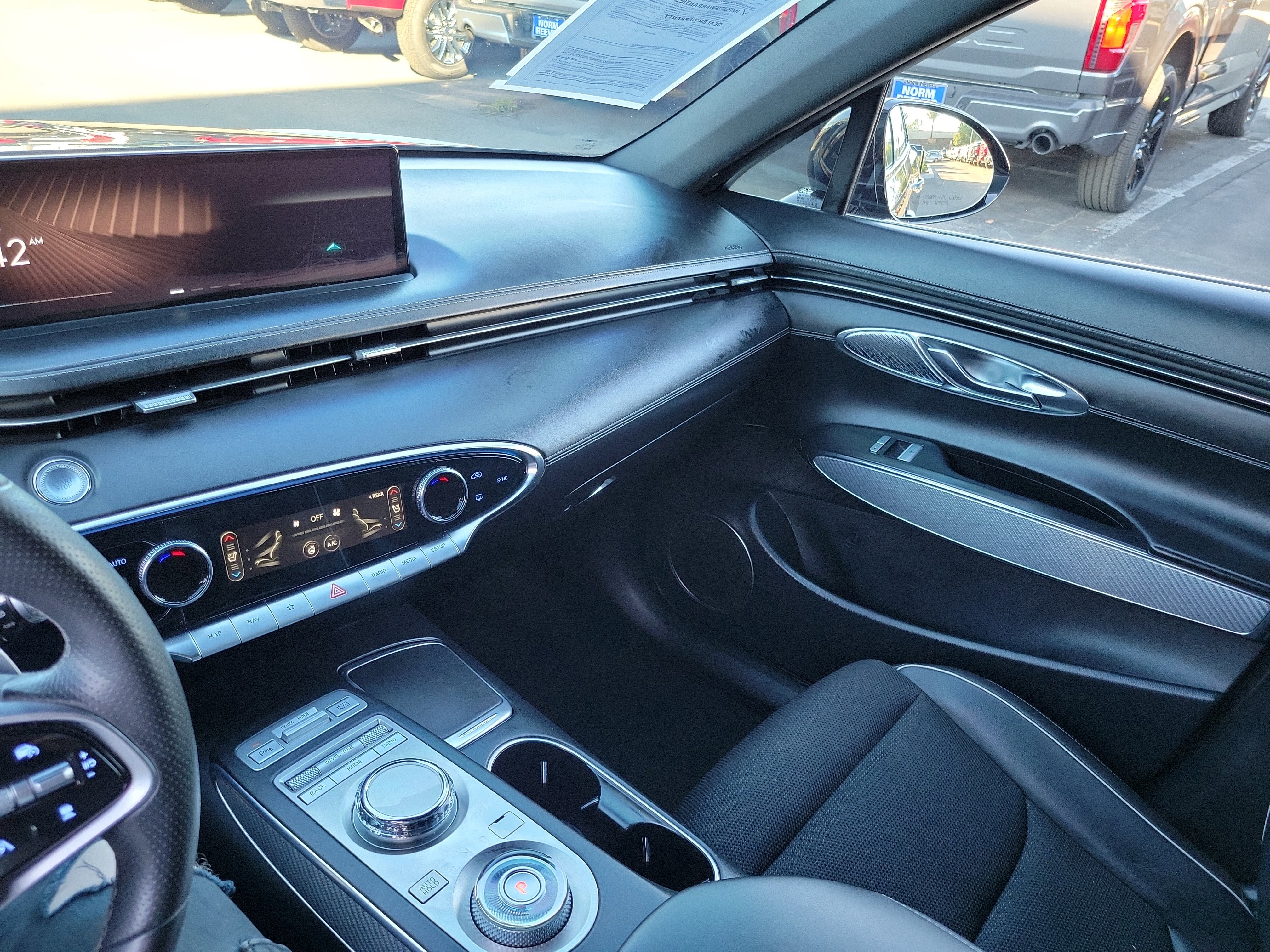 Certified 2022 Genesis GV70 2.5T w/ Sport Prestige Package image 16