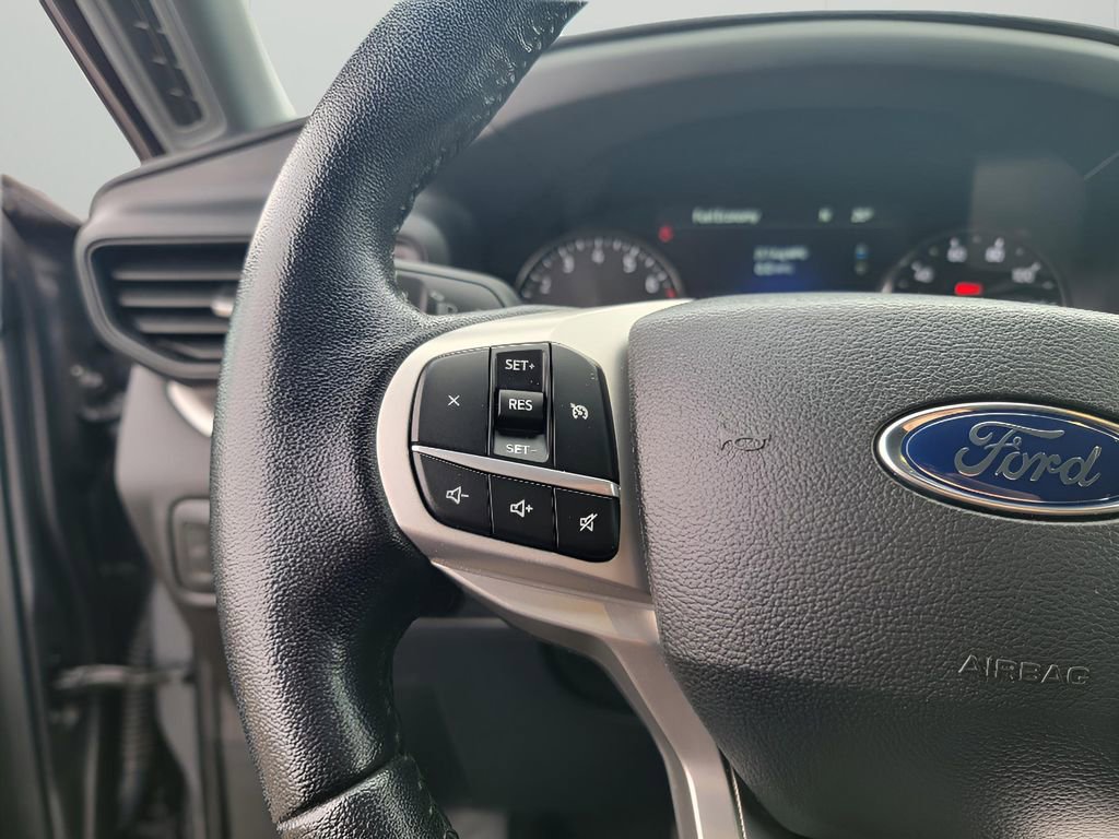 Used 2022 Ford Explorer XLT image 15
