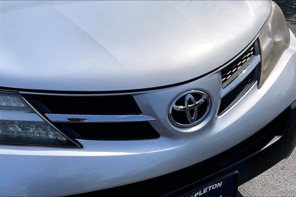 Used 2014 Toyota RAV4 XLE AWD/4WD image 34