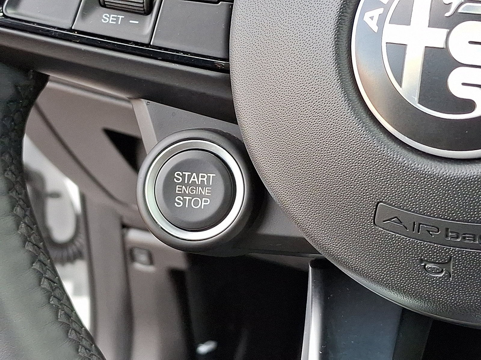 Used 2024 Alfa Romeo Giulia Ti image 27