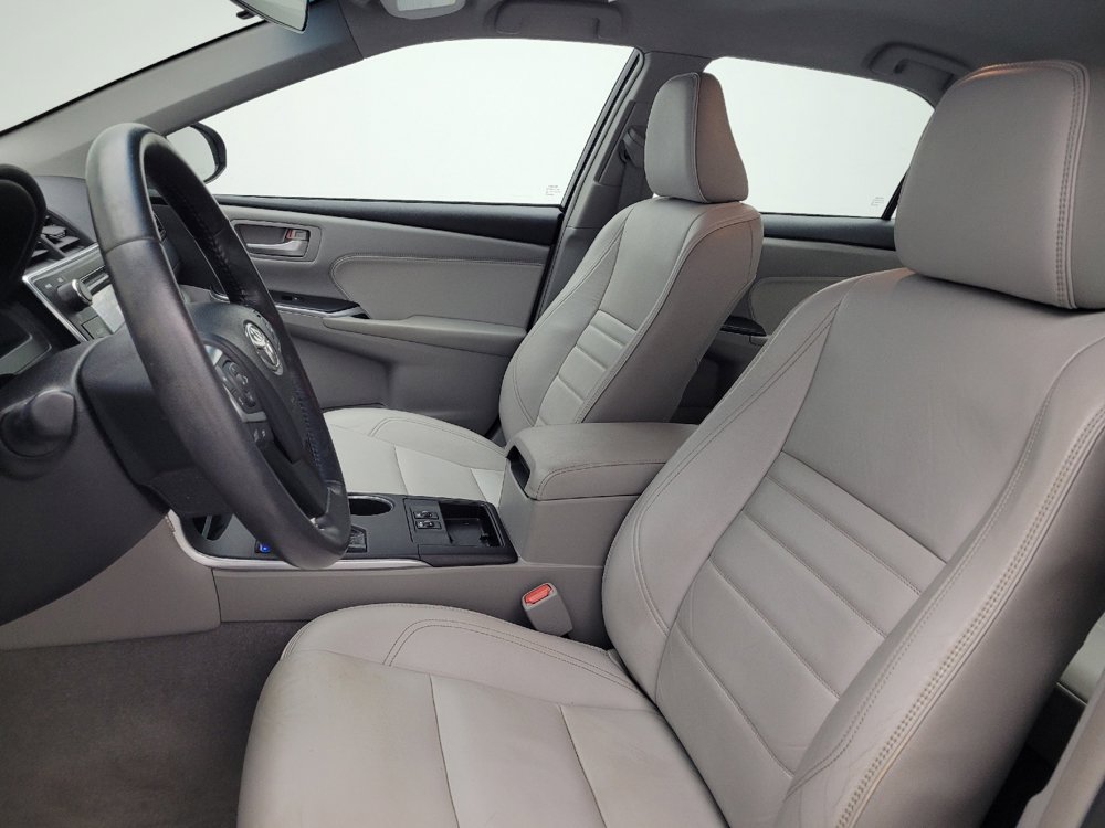 Used 2016 Toyota Camry XLE FWD image 17