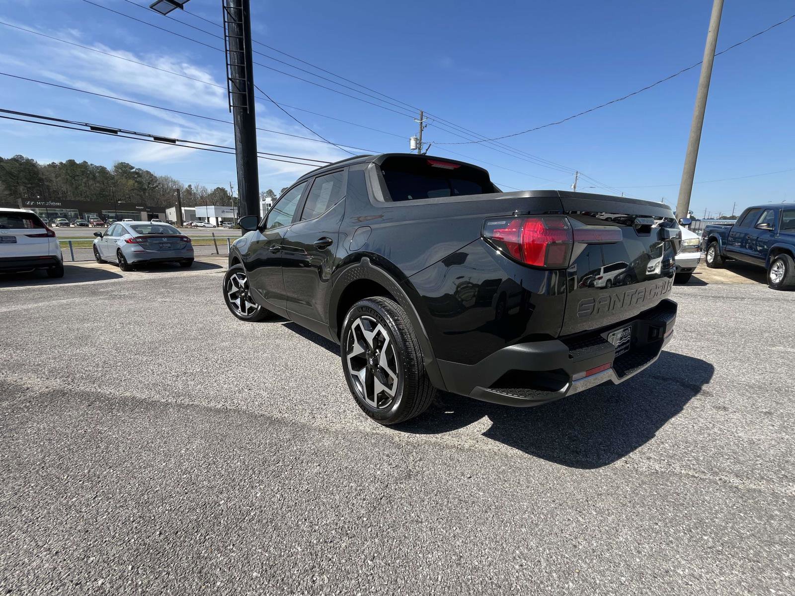 Used 2022 Hyundai Santa Cruz Limited image 5