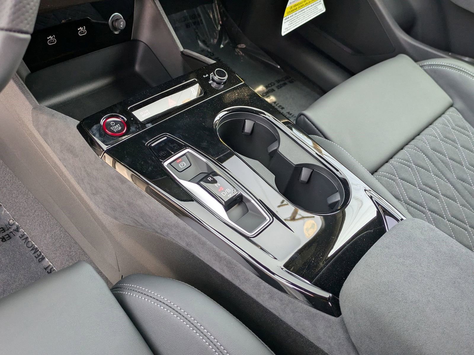 New 2027 Audi SQ6 e-tron Premium Plus AWD/4WD image 7
