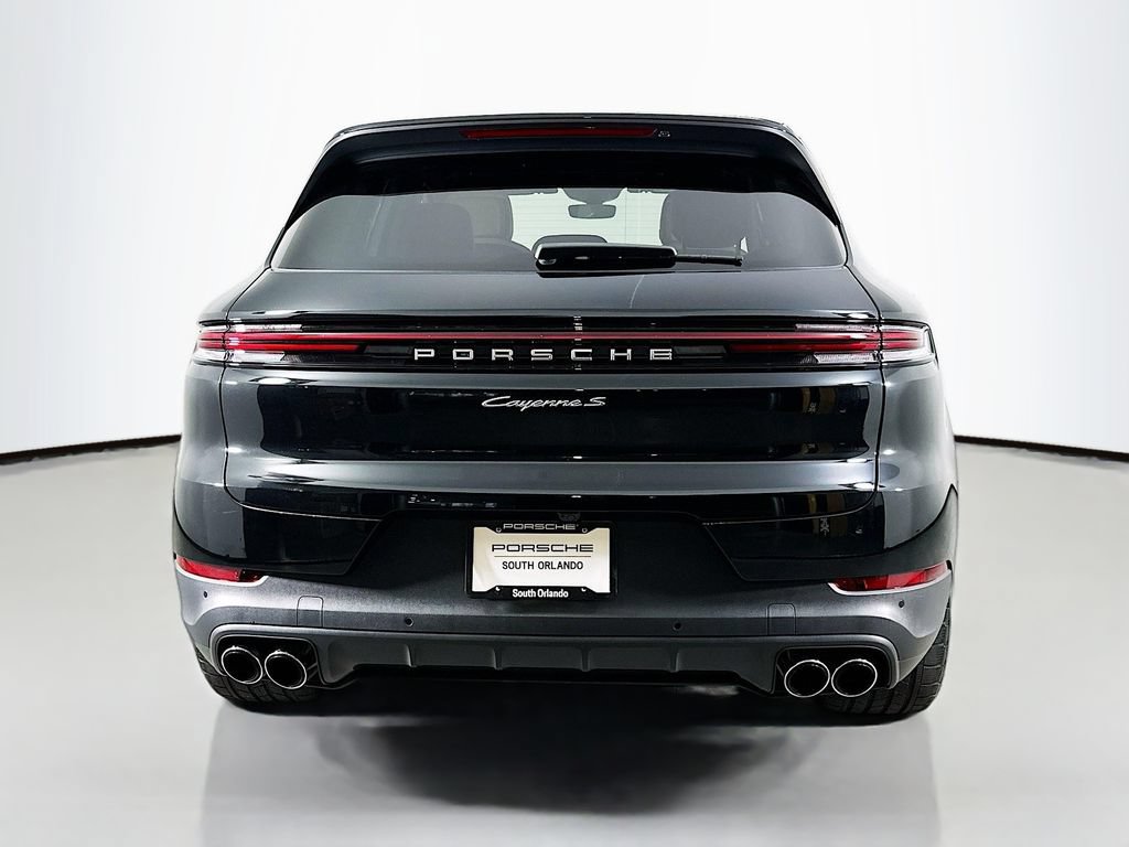 Certified 2025 Porsche Cayenne S AWD/4WD image 10