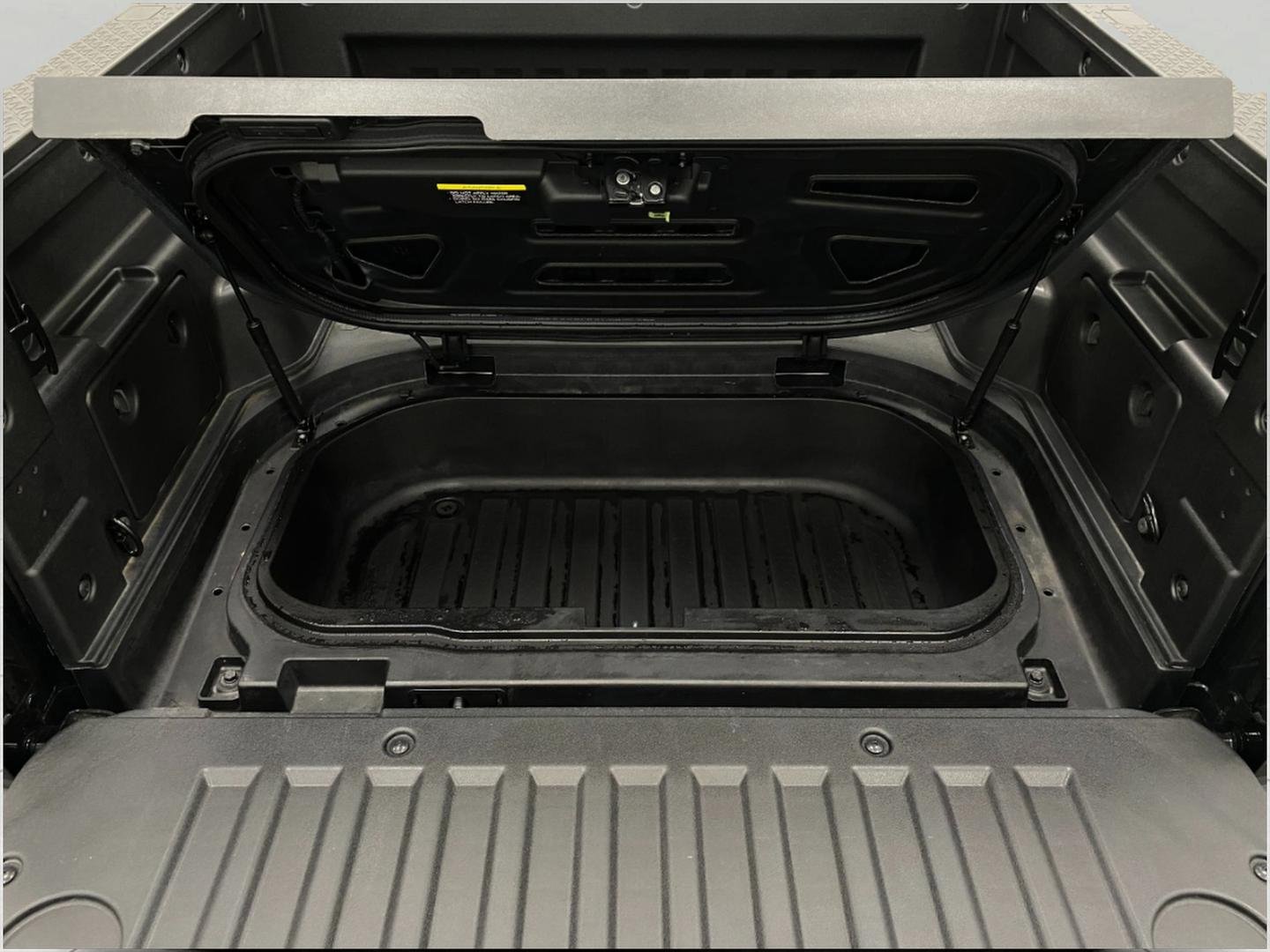 Certified 2025 Hyundai Santa Cruz SE AWD/4WD image 6